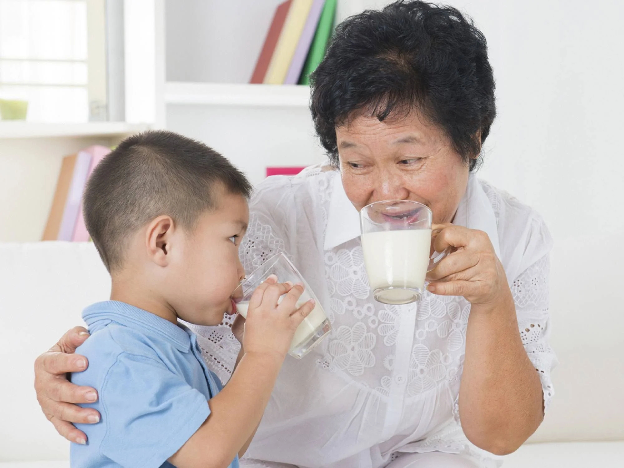 Sữa dinh dưỡng cho bé có vai trò gì?