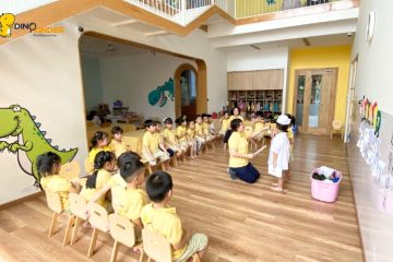 Tâm lý trẻ mới đi nhà trẻ